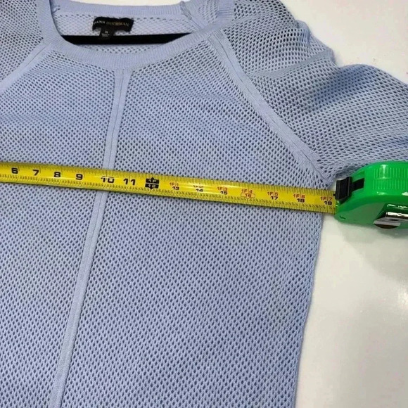 Dana Buchman periwinkle blue open weave knit top with bottom knot tie sz XL - Picture 8 of 10